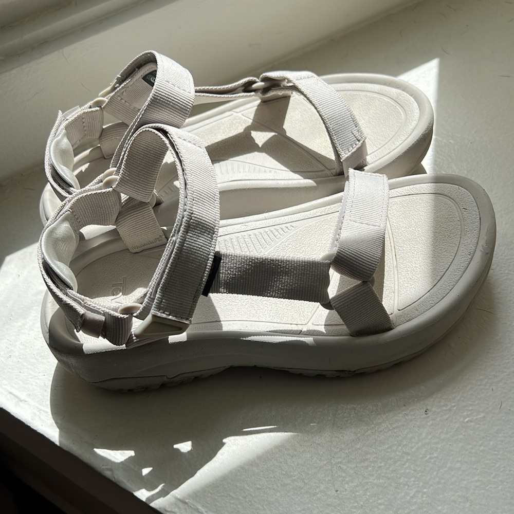 Teva Hurricane XLT2 Sandals (Moonstone)
